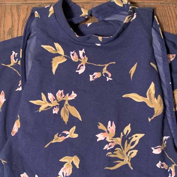 Urban outfitters navy floral skater dress - Picture 6 of 6